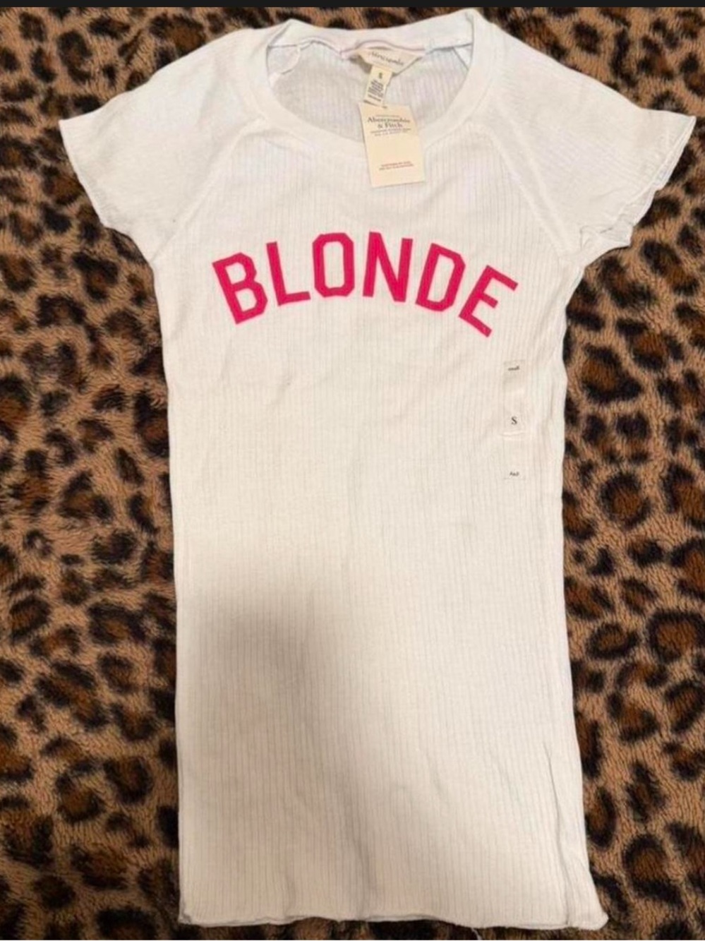 Vintage Abercrombie and Fitch Y2K 2000s Graphic Blonde Baby Tee